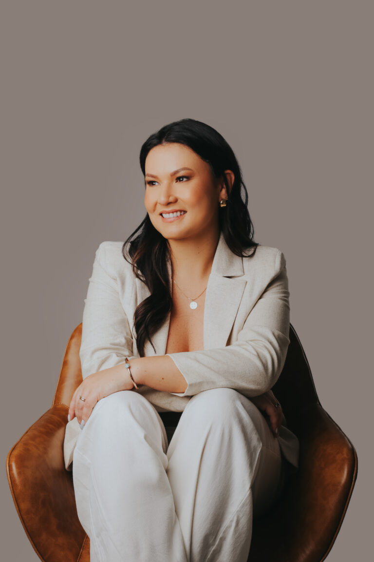 Dra Caroline